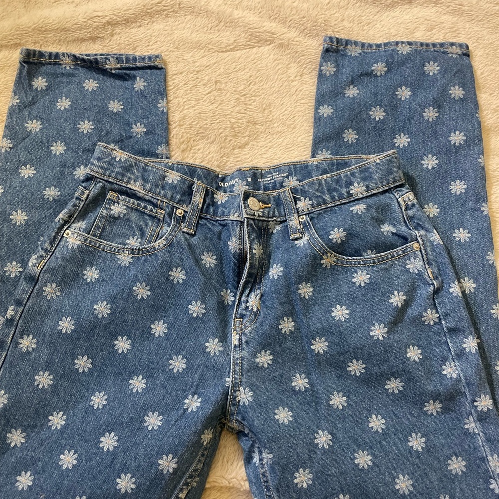 NWOT Girl’s Floral Daisy Patterned Jeans